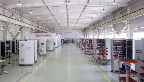 工廠員工因技術升級被擠兌離職，網友熱議網絡技術服務的影響